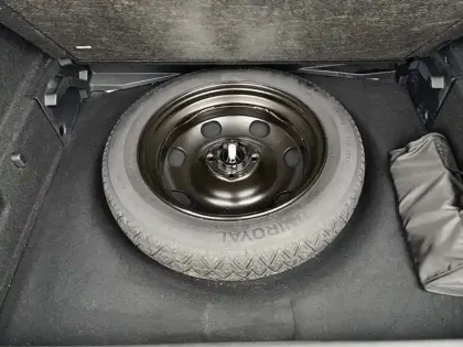 Photo 16 Peugeot 308  SW BlueHDi 130ch S&S EAT8