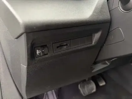 Photo 19 Peugeot 308  SW BlueHDi 130ch S&S EAT8