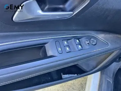 Photo 11 Peugeot 3008  BlueHDi 130ch S&S BVM6