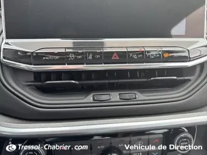 Photo 18 Jeep Compass  1.5 Turbo T4 130 ch BVR7 e-Hybrid