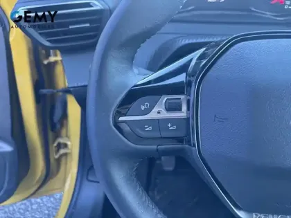 Photo 13 Peugeot 208  BlueHDi 100 S&S BVM6