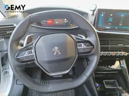 Photo 12 Peugeot 208  PureTech 100 S&S EAT8