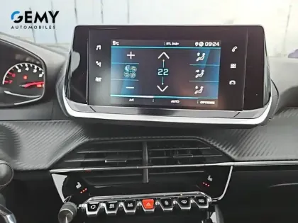 Photo 13 Peugeot 208  PureTech 100 S&S EAT8