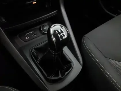 Photo 23 Ford Ka + 1.2 Ti-VCT 85