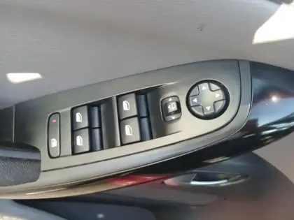 Photo 15 Citroën C4  Picasso PureTech 130 S&S