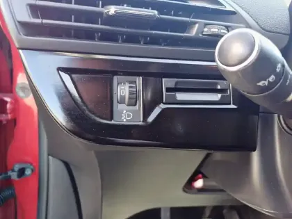 Photo 14 Citroën C4  Picasso PureTech 130 S&S