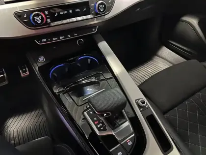 Photo 18 Audi A4  Avant 40 TDI 204 S tronic 7 Quattro