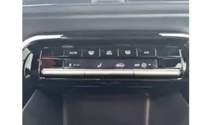 Photo 8 Citroën C3 Aircross  Hybride 145 e-DCS6