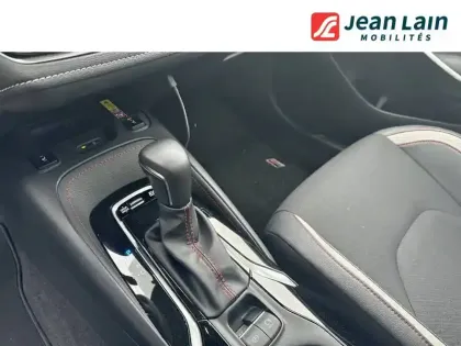 Photo 12 Toyota Corolla  Touring Sports Hybride 178ch