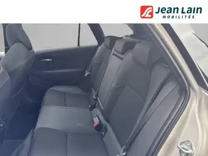 Photo 16 Toyota Corolla  Touring Sports Hybride 178ch