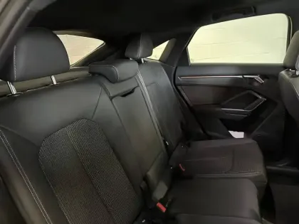 Photo 15 Audi Q3  Sportback 35 TDI 150 ch S tronic 7