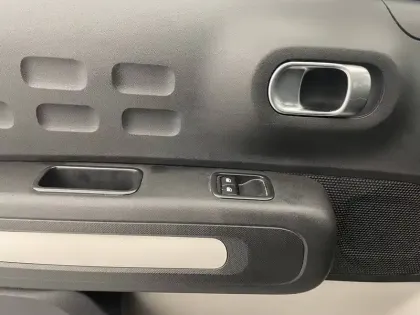 Photo 27 Citroën C3  PureTech 83 S&S BVM5