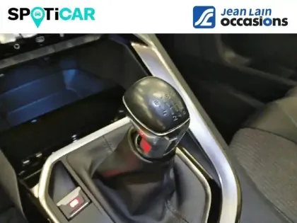 Photo 13 Peugeot 3008  PureTech 130ch S&S BVM6