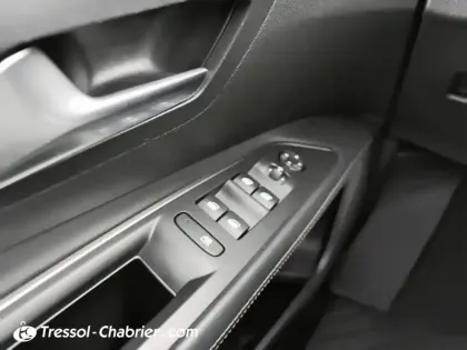 Photo 23 Peugeot 3008  Puretech 180ch S&S EAT8