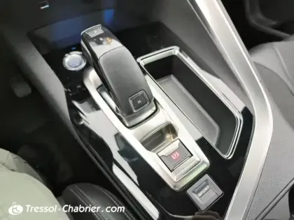 Photo 11 Peugeot 3008  Puretech 180ch S&S EAT8