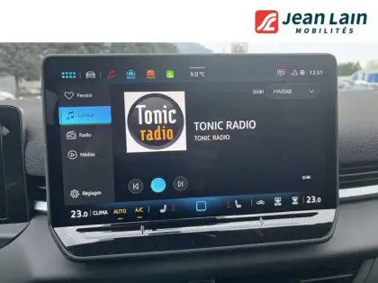 Photo 51 Volkswagen T-roc  1.5 eTSI EVO2 Hybrid 150 ch DSG7