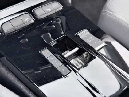 Photo 16 Opel Mokka  Electrique 136 ch & Batterie 50 kWh