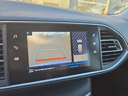 Photo 17 Peugeot 308  PureTech 130ch S&S BVM6