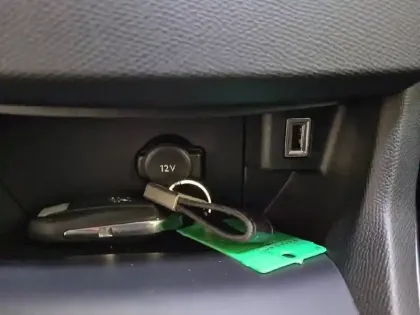 Photo 49 Peugeot 308  PureTech 130ch S&S BVM6