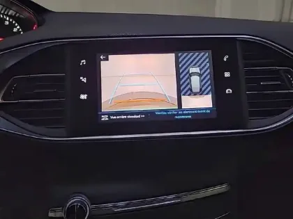 Photo 43 Peugeot 308  PureTech 130ch S&S BVM6