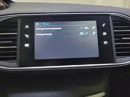 Photo 46 Peugeot 308  PureTech 130ch S&S BVM6