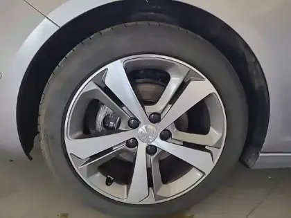 Photo 36 Peugeot 308  PureTech 130ch S&S BVM6