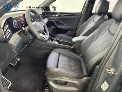 Photo 10 Volkswagen Tiguan  1.5 eTSI 150ch DSG7