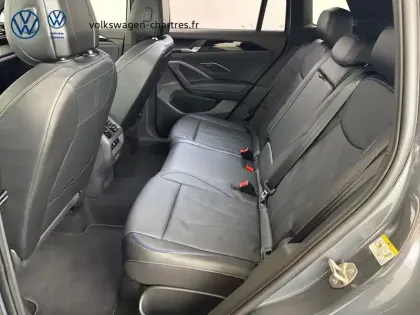 Photo 14 Volkswagen Tiguan  1.5 eTSI 150ch DSG7