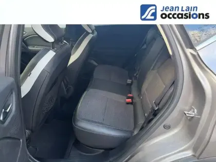 Photo 16 Renault Captur  E-Tech hybride 145