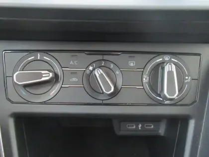 Photo 57 Volkswagen Polo  1.0 TSI 95 S&S BVM5