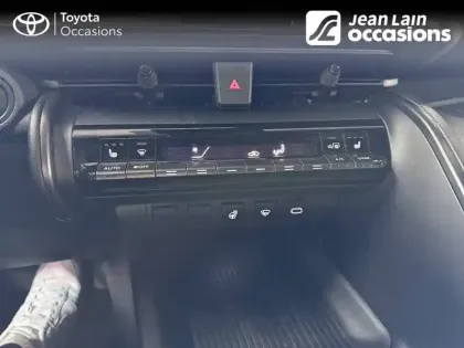 Photo 15 Toyota C-HR  Hybride 140