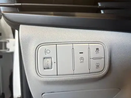 Photo 22 Hyundai I20  1.0 T-GDi 100 Hybrid 48V