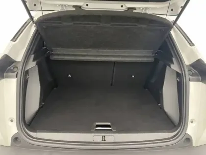 Photo 12 Peugeot 2008  PureTech 100 S&S BVM6