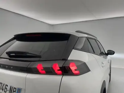 Photo 30 Peugeot 2008  PureTech 100 S&S BVM6