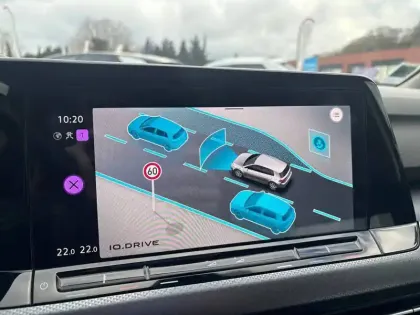 Photo 18 Volkswagen Golf  1.0 TSI OPF 110 BVM6