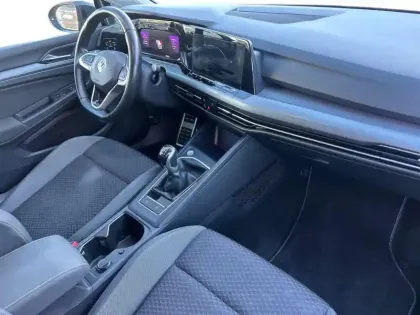 Photo 8 Volkswagen Golf  1.0 TSI OPF 110 BVM6