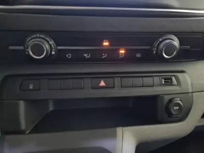 Photo 22 Peugeot Expert  CA STANDARD 2.0 BLUEHDI 120 S&S BVM6