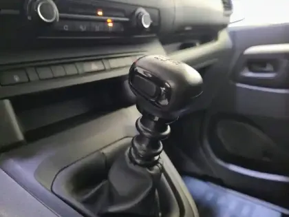 Photo 13 Peugeot Expert  CA STANDARD 2.0 BLUEHDI 120 S&S BVM6