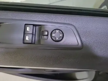 Photo 25 Peugeot Expert  CA STANDARD 2.0 BLUEHDI 120 S&S BVM6