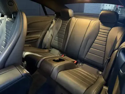 Photo 43 Mercedes Classe E  Coupé 220 d 9G-Tronic