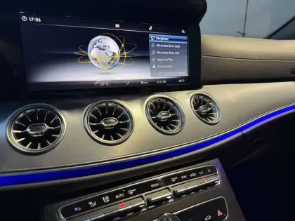 Photo 18 Mercedes Classe E  Coupé 220 d 9G-Tronic