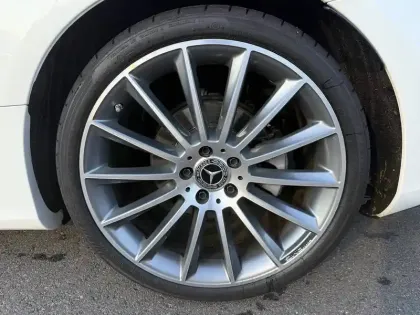 Photo 52 Mercedes Classe E  Coupé 220 d 9G-Tronic