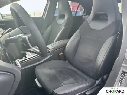 Photo 10 Mercedes Classe A  180 d 8G-DCT