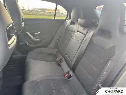 Photo 18 Mercedes Classe A  180 d 8G-DCT