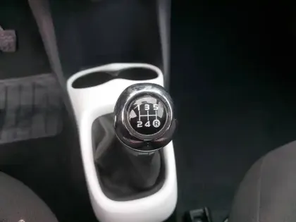 Photo 13 Citroën C1  VTi 72 S&S