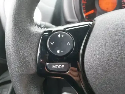 Photo 17 Citroën C1  VTi 72 S&S