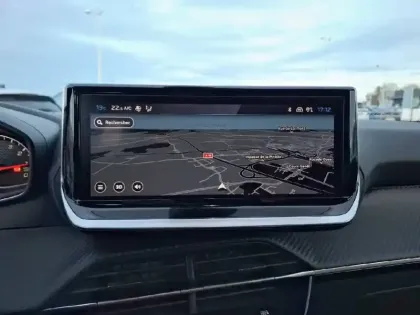 Photo 49 Peugeot 2008  PureTech 100 S&S BVM6