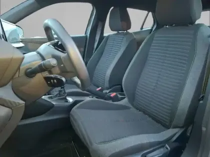 Photo 10 Peugeot 2008  PureTech 100 S&S BVM6