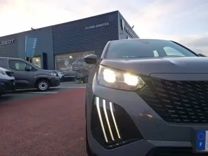 Photo 15 Peugeot 2008  PureTech 100 S&S BVM6