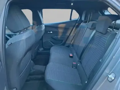 Photo 11 Peugeot 2008  PureTech 100 S&S BVM6